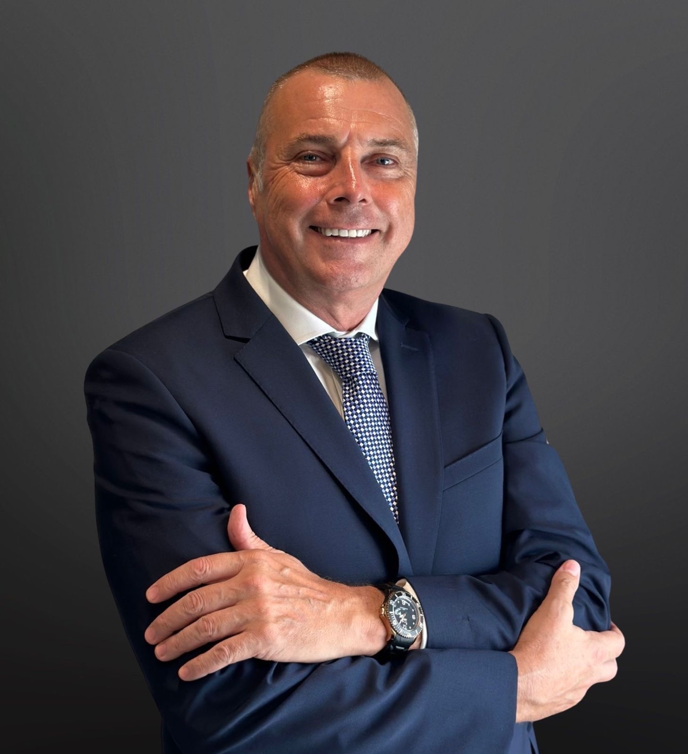 Ian James Grisdale, The Off-Plan Professor